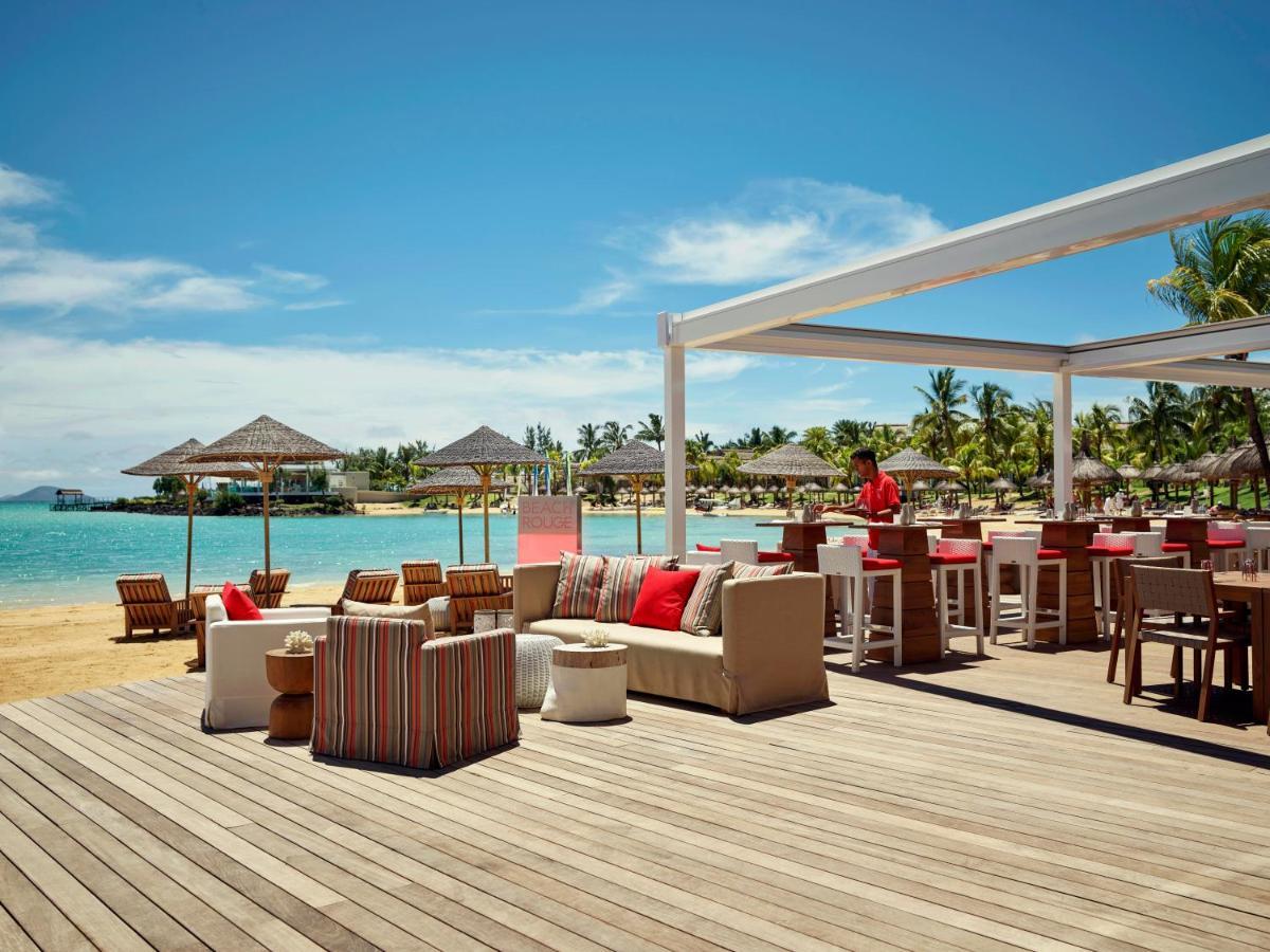 Lux* Grand Gaube Resort & Villas Экстерьер фото The Beach Bar at Sandals South Coast
