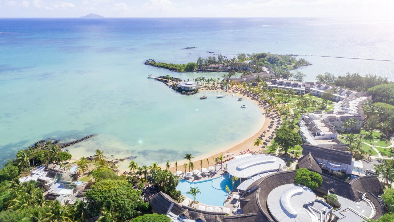 Lux* Grand Gaube Resort & Villas Экстерьер фото Aerial view of the resort