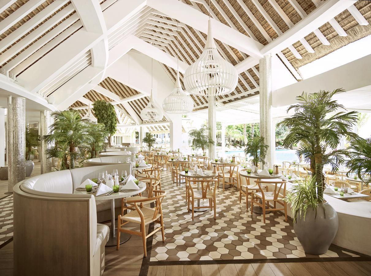 Lux* Grand Gaube Resort & Villas Экстерьер фото The restaurant